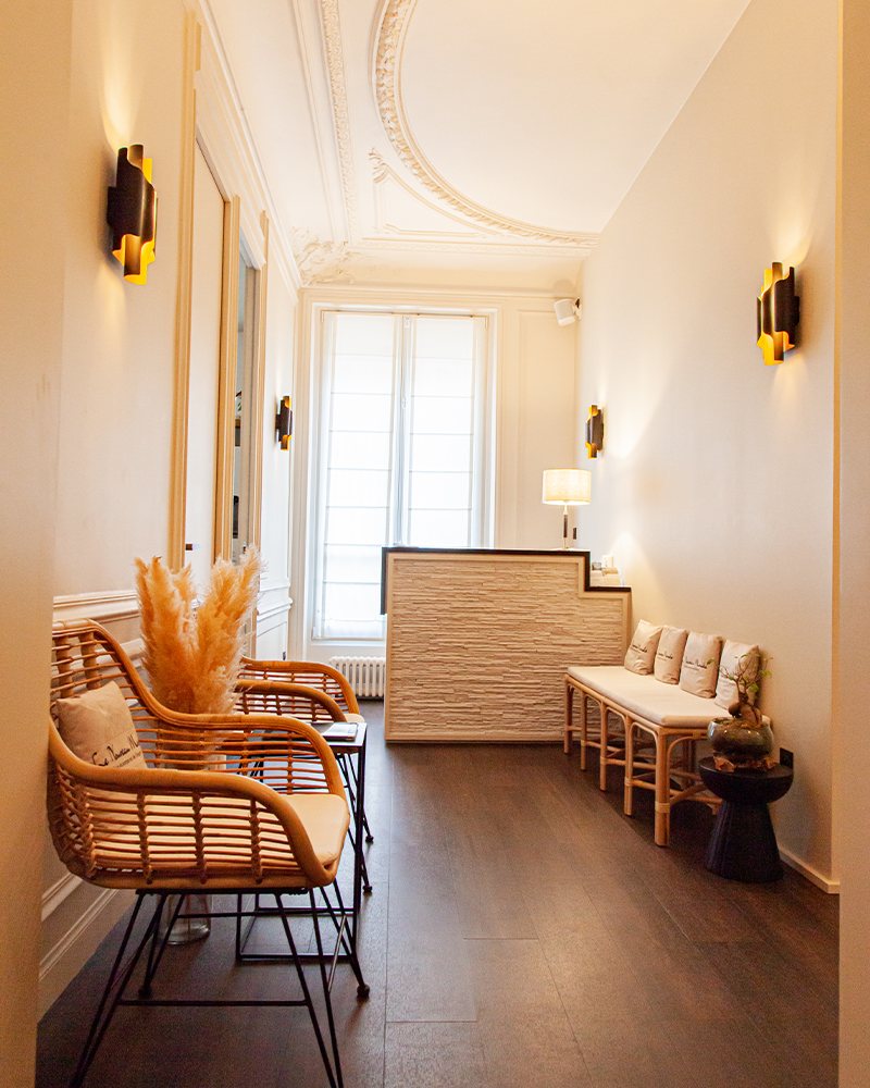 Couloir de l'institut Apara, Paris 1er
